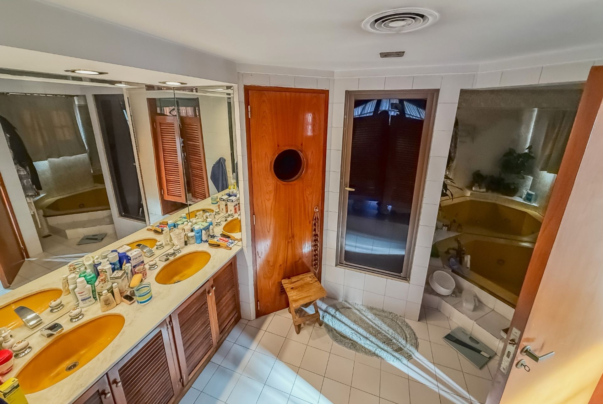 VENTA CASA 7 AMB - PARQUE y PISCINA - SAN ISIDRO