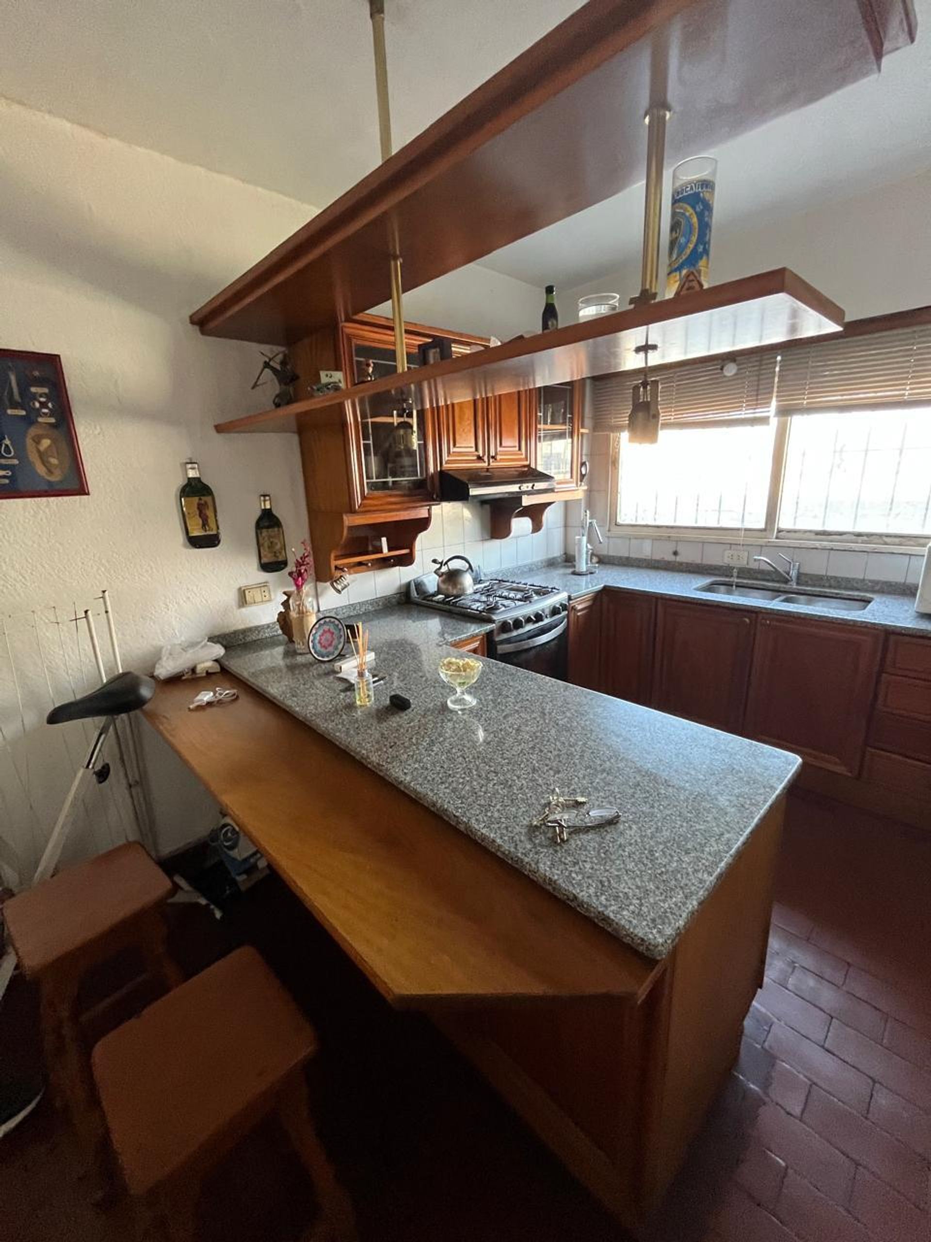 Sale 3-Story Apartment with Garage in Olivos, Credit Available