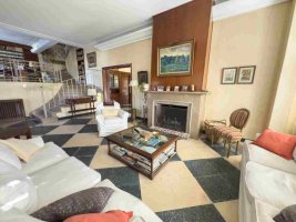 House for Sale: 6 Rooms, Pool, Vicente López