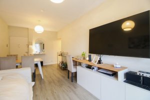 Venta Departamento 2 Amb C/Balcon. Olivos