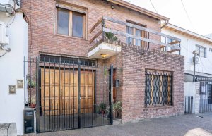 Casa 5 amb. mas altillo - Florida - Venta