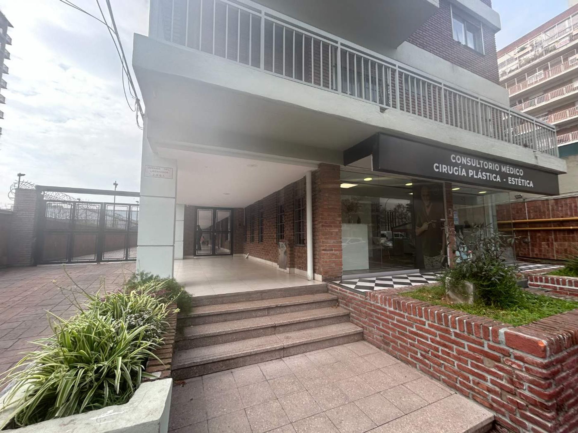 Vende Departamento 2 Amb S/Libertador Olivos