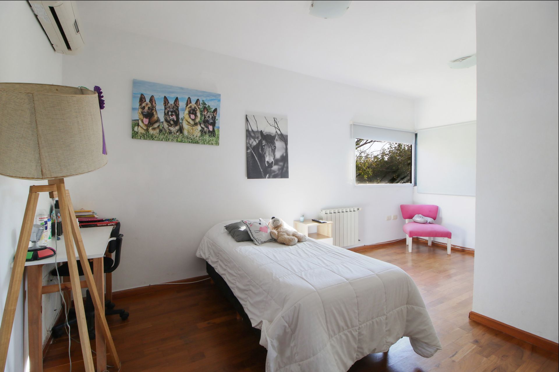 Casa 4 dormitorios + escritorio - Apto credito