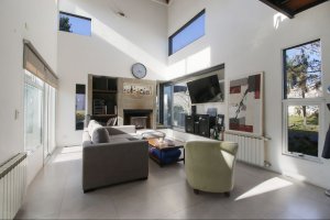 House 4 bedrooms + office – credit available
