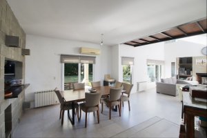 House 4 bedrooms + office – credit available