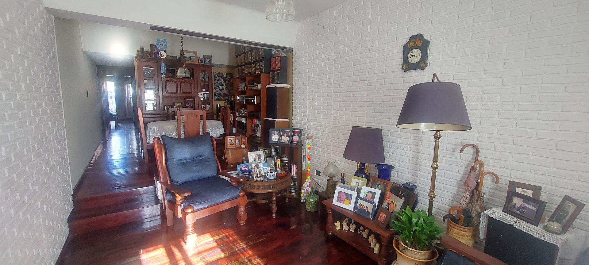 Duplex for Sale – Olivos – 4 Rooms – Patio/Garage/Terrace