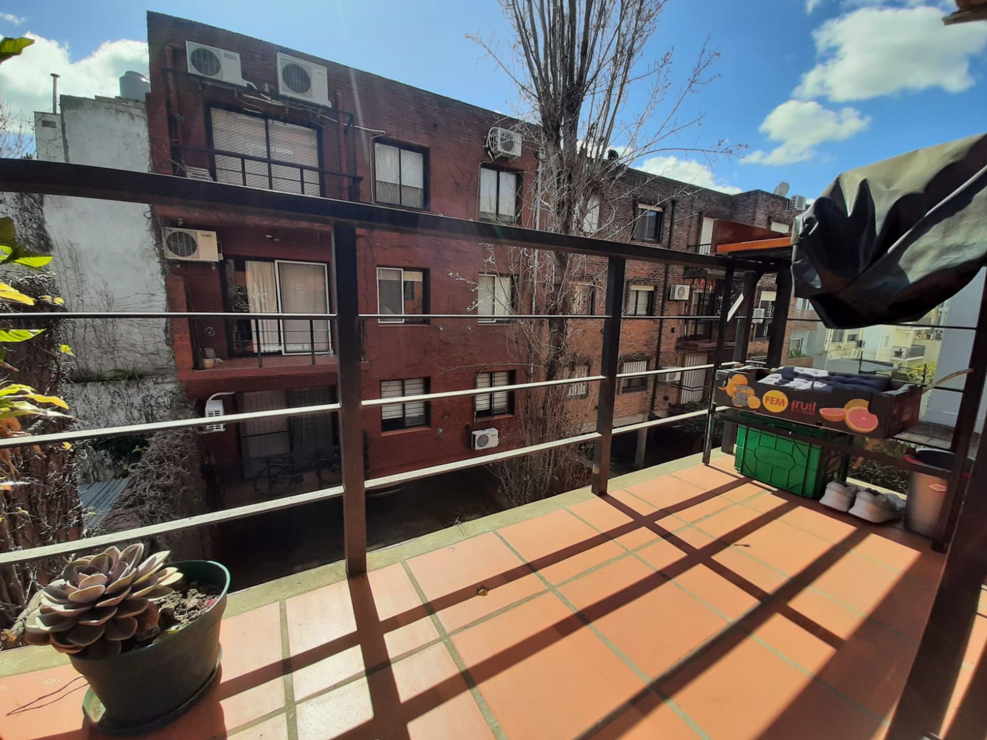 3-Room Apartment for Rent in San Isidro, Covered Garage