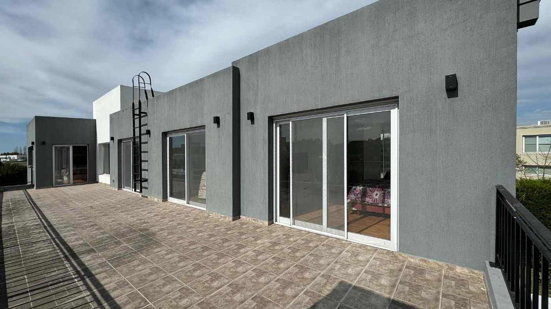 Venta Casa 6 Ambientes En Barrio San Fransisco