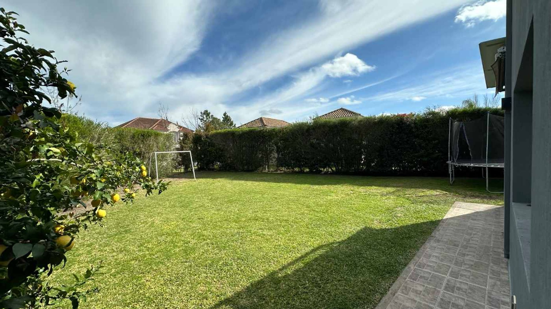 Venta Casa 6 Ambientes En Barrio San Fransisco