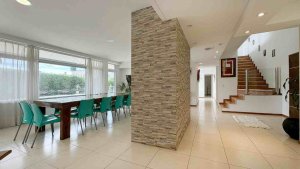 Venta Casa 6 Ambientes En Barrio San Fransisco