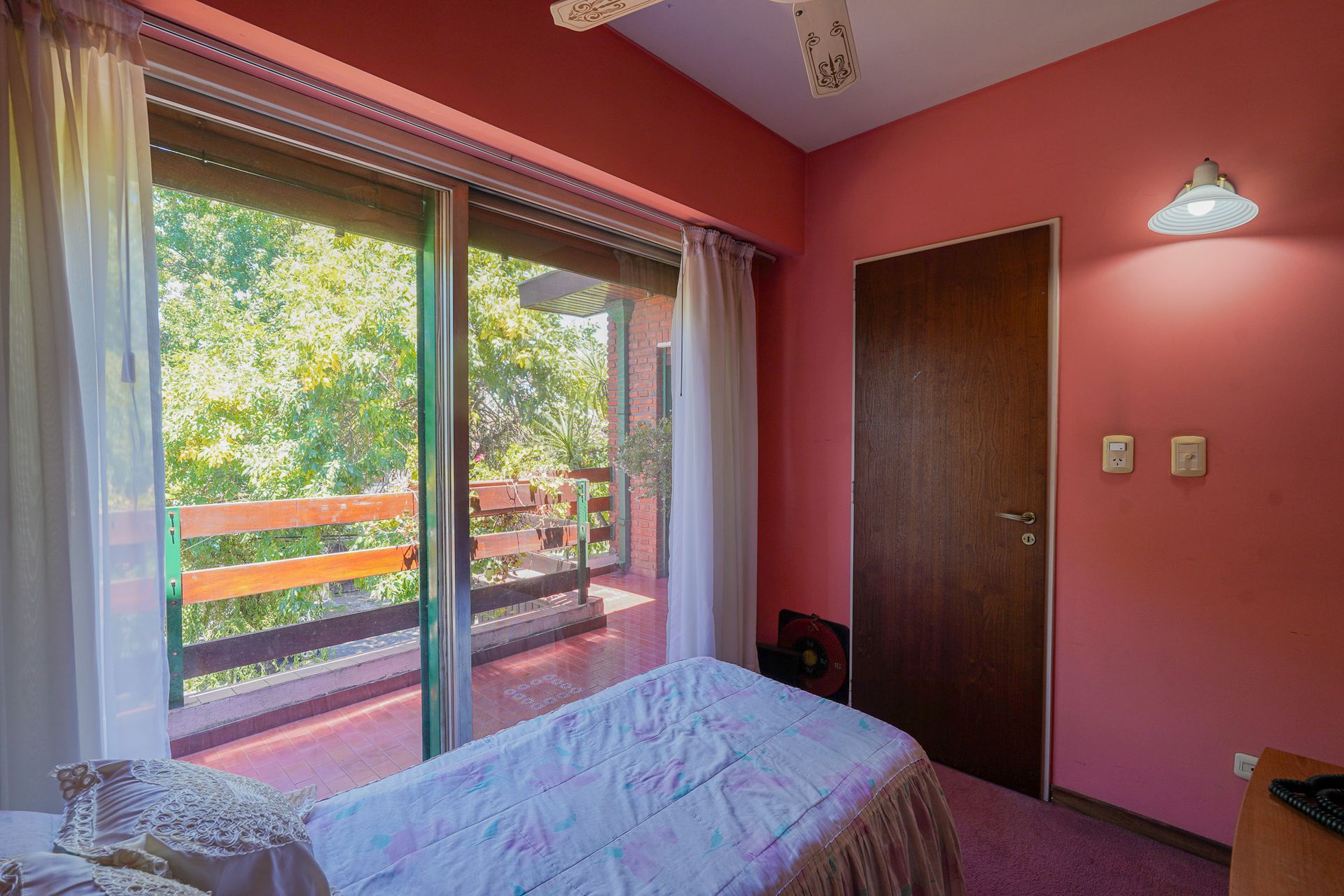 Casa 5 Ambientes Venta Boulogne Pileta Cocheras