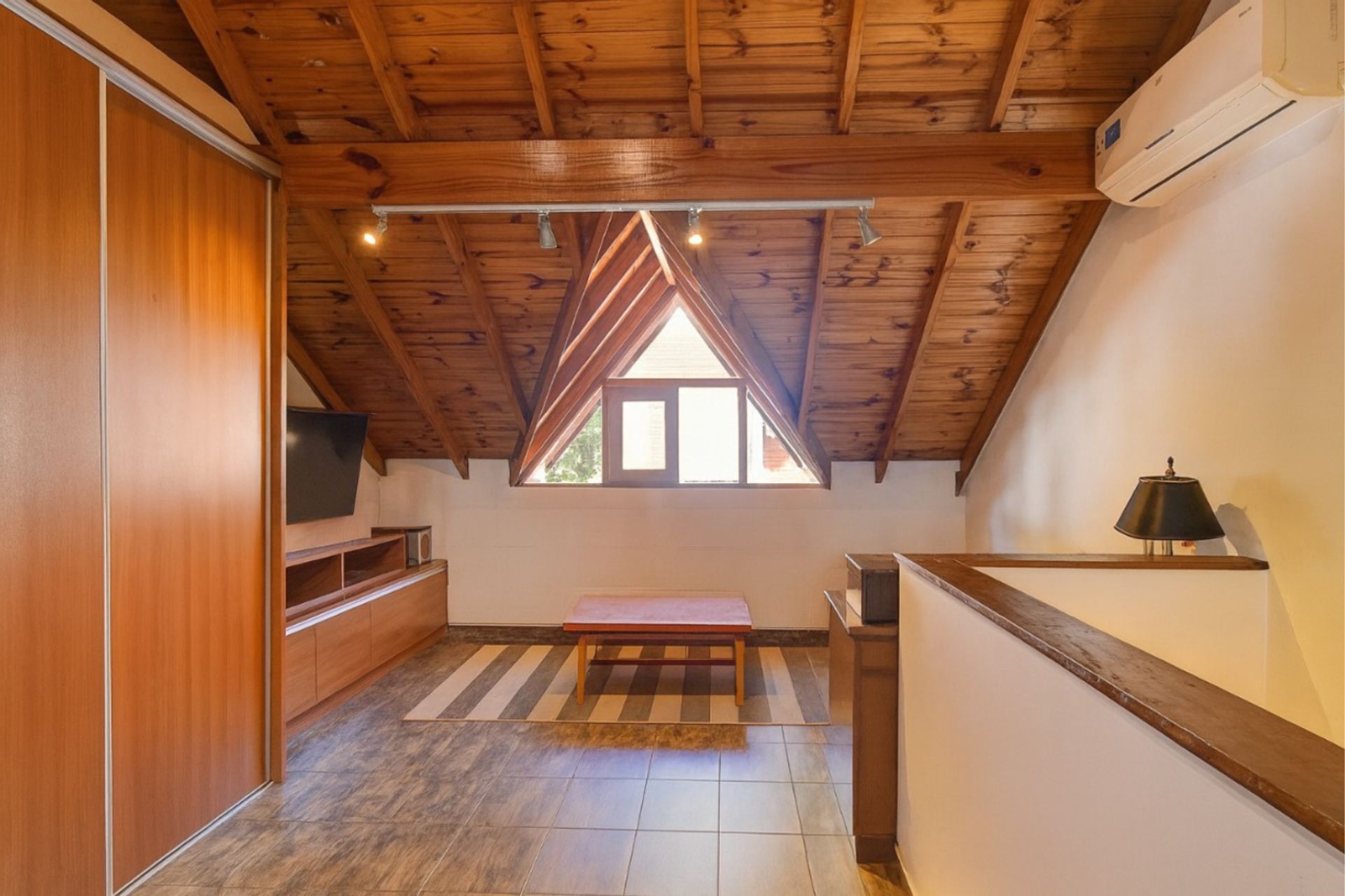 Casa Duplex 5 Ambientes Venta Olivos Pileta