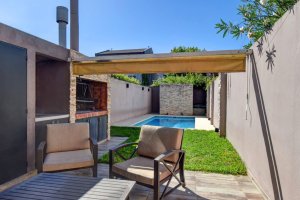 Casa Duplex 5 Ambientes Venta Olivos Pileta