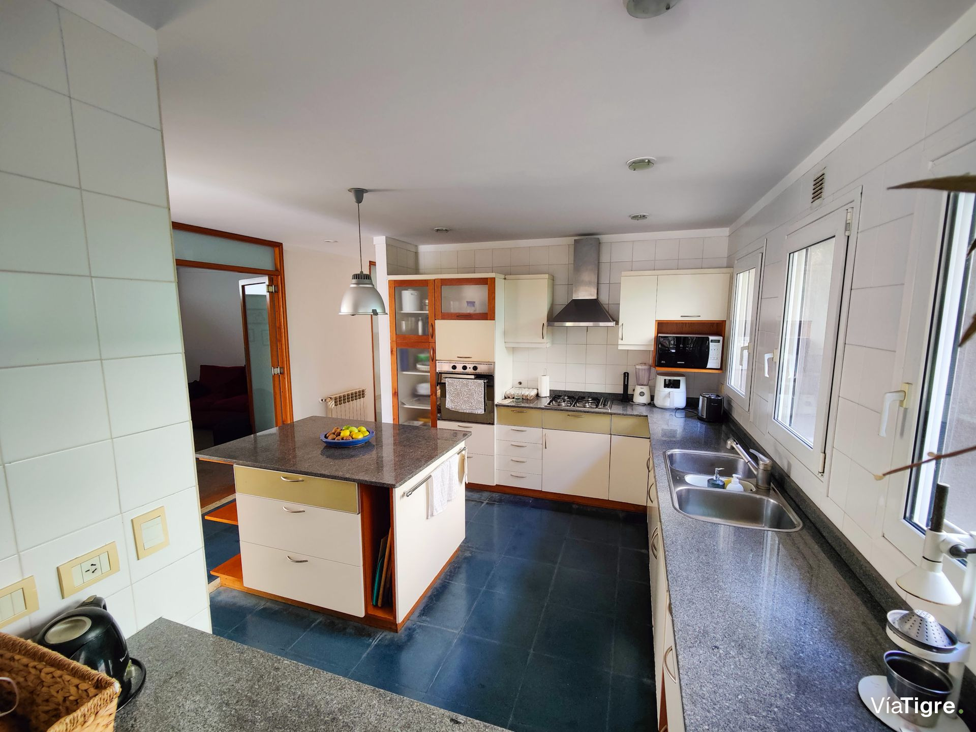 Casa En Alquiler Santa Maria De Tigre 8 Ambientes