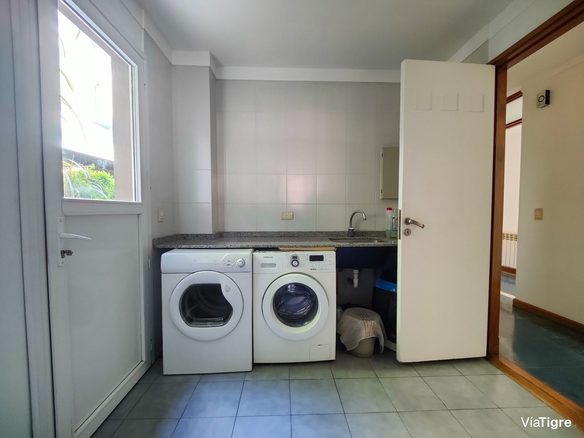 Casa En Alquiler Santa Maria De Tigre 8 Ambientes