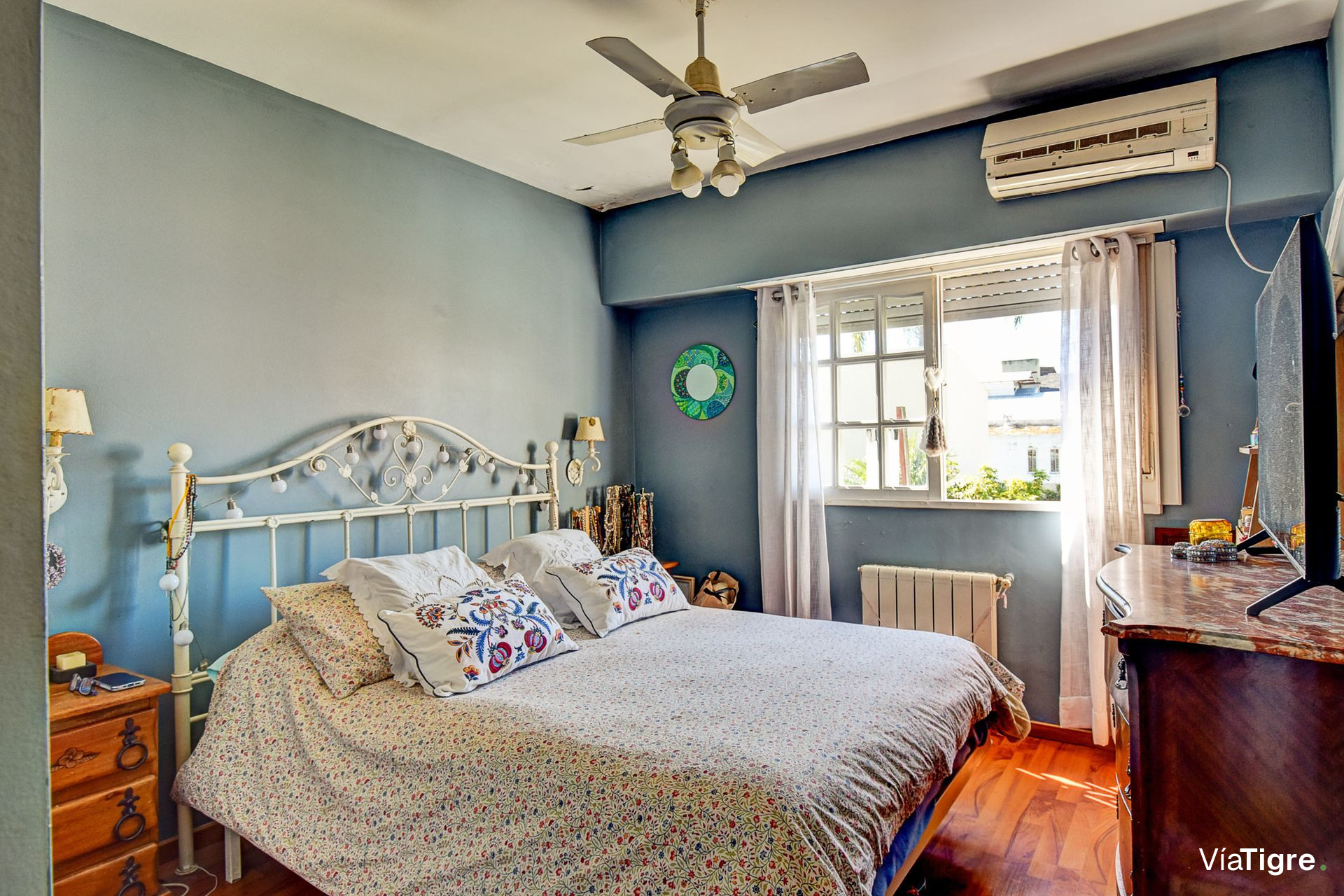 Venta Casa Duplex Olivos 5 Ambientes Pileta Jardin