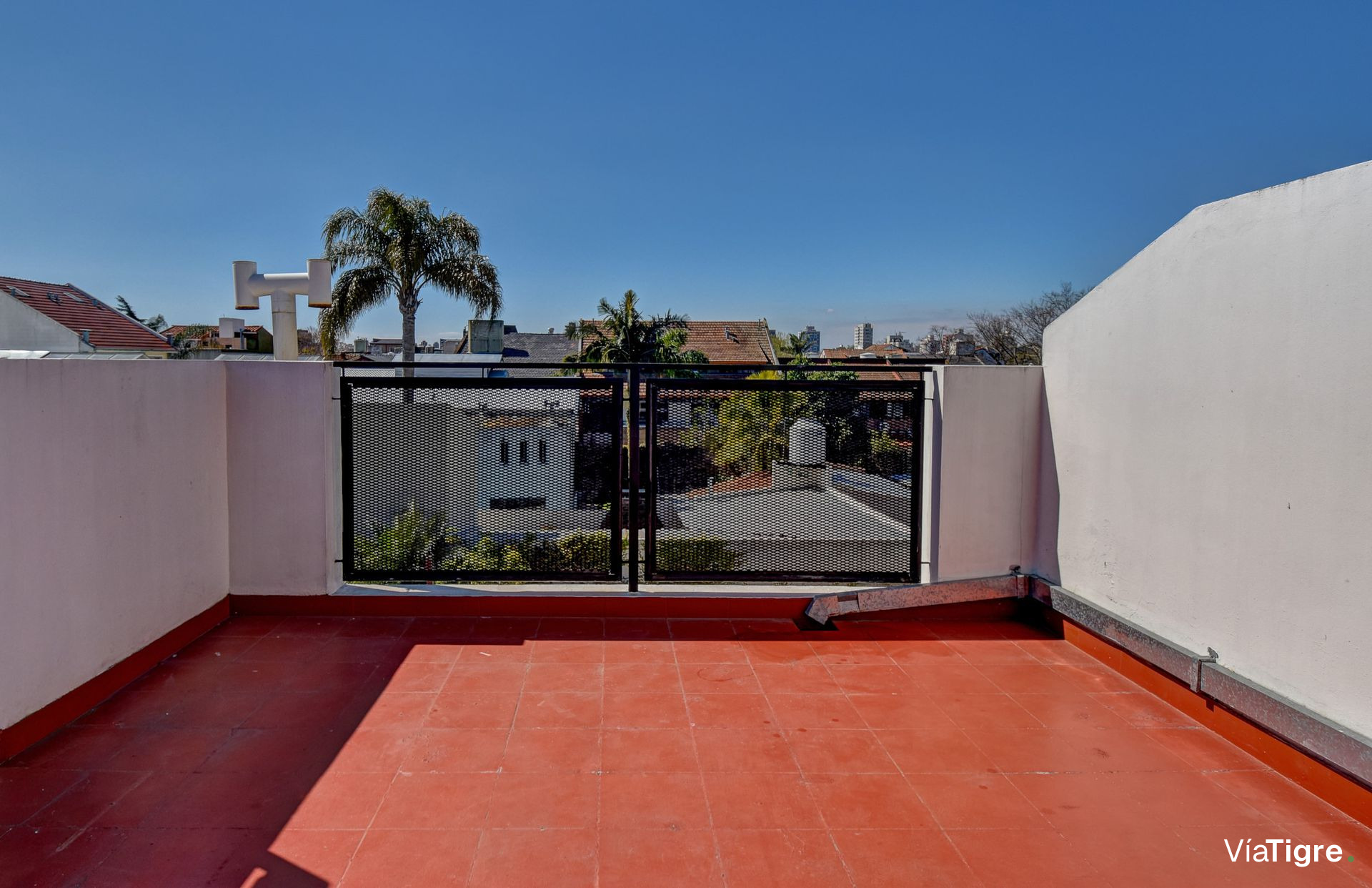Venta Casa Duplex Olivos 5 Ambientes Pileta Jardin