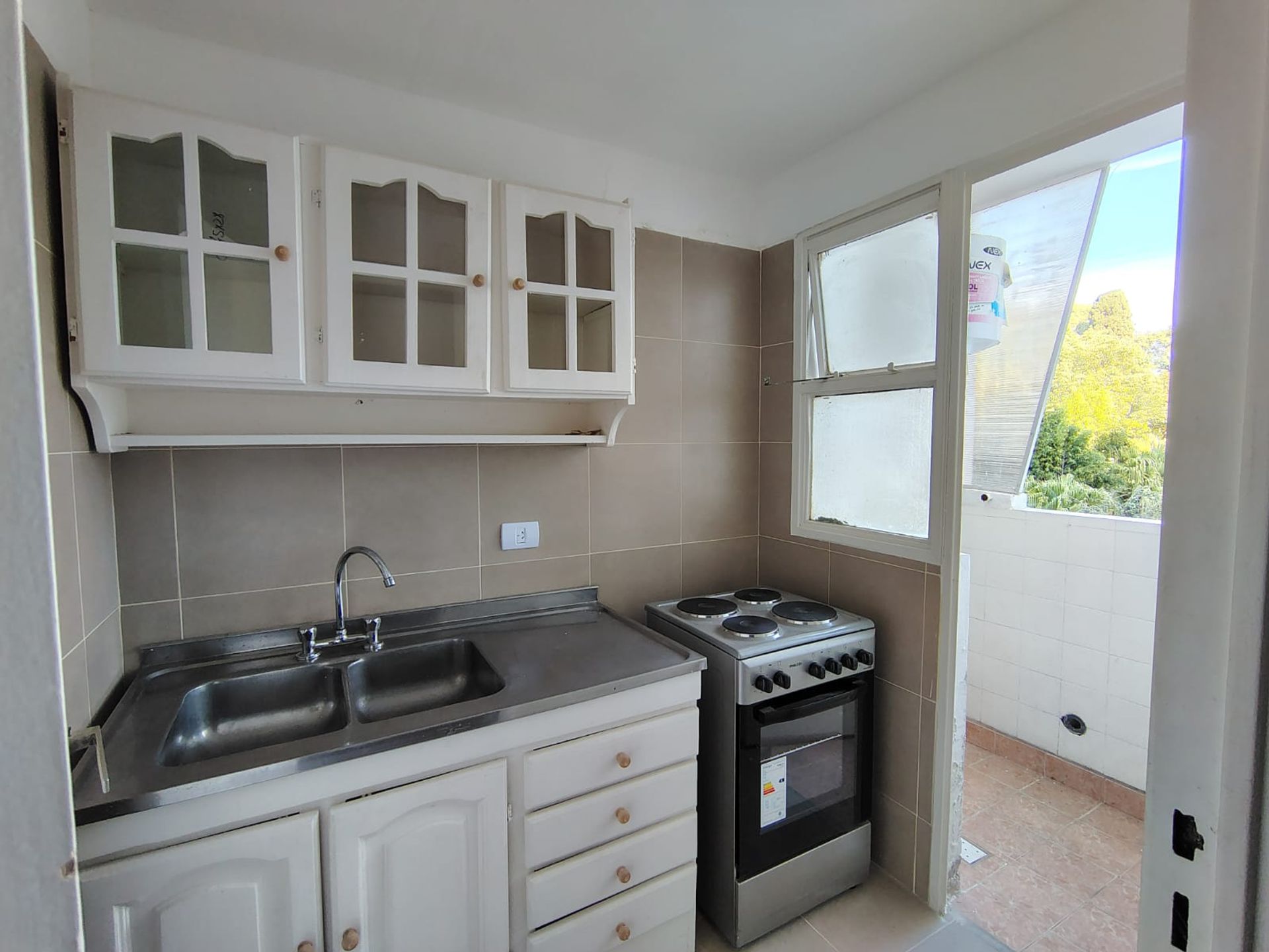 Rental 2-Room Apartment Olivos Terrace