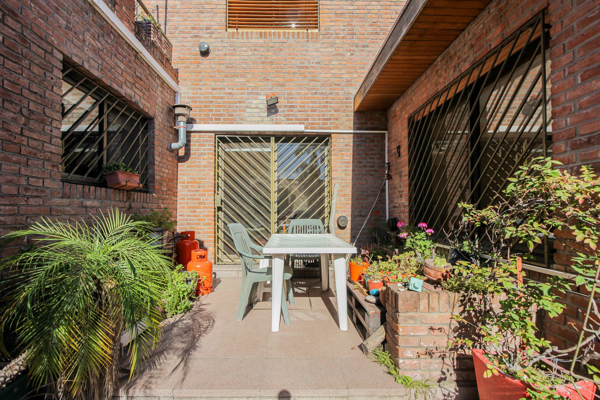 Venta Casa 9 Ambientes Munro Cochera Y Patio