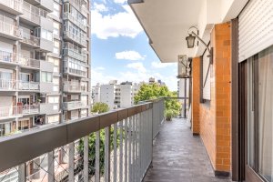 Venta Depto 4 Amb Al Frente Con Balcón En Olivos