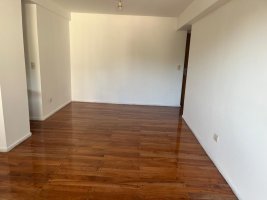 2-room Apartment with Garage for Sale - Beccar