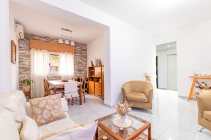 Venta- 3 Ambientes- Pb - Patio Compartido- Olivos