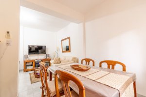 Venta- 3 Ambientes- Pb - Patio Compartido- Olivos