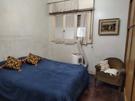 Venta casa 4 ambientes coche jardín pileta Olivos
