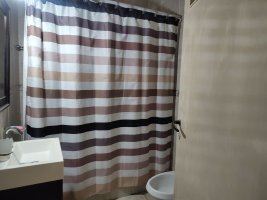 Venta casa 4 ambientes coche jardín pileta Olivos