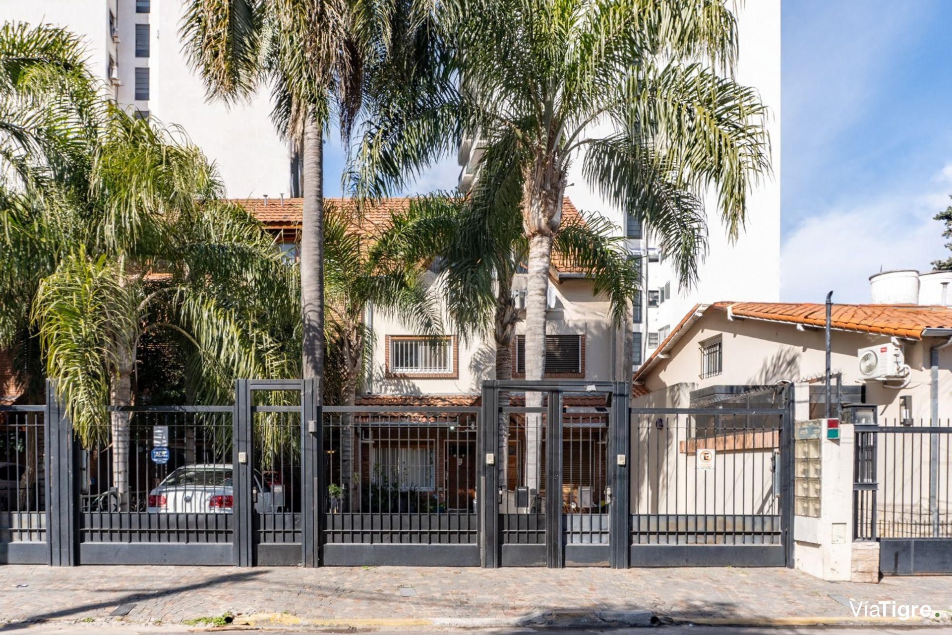Venta Triplex 5 amb Cochera Jardín en Olivos