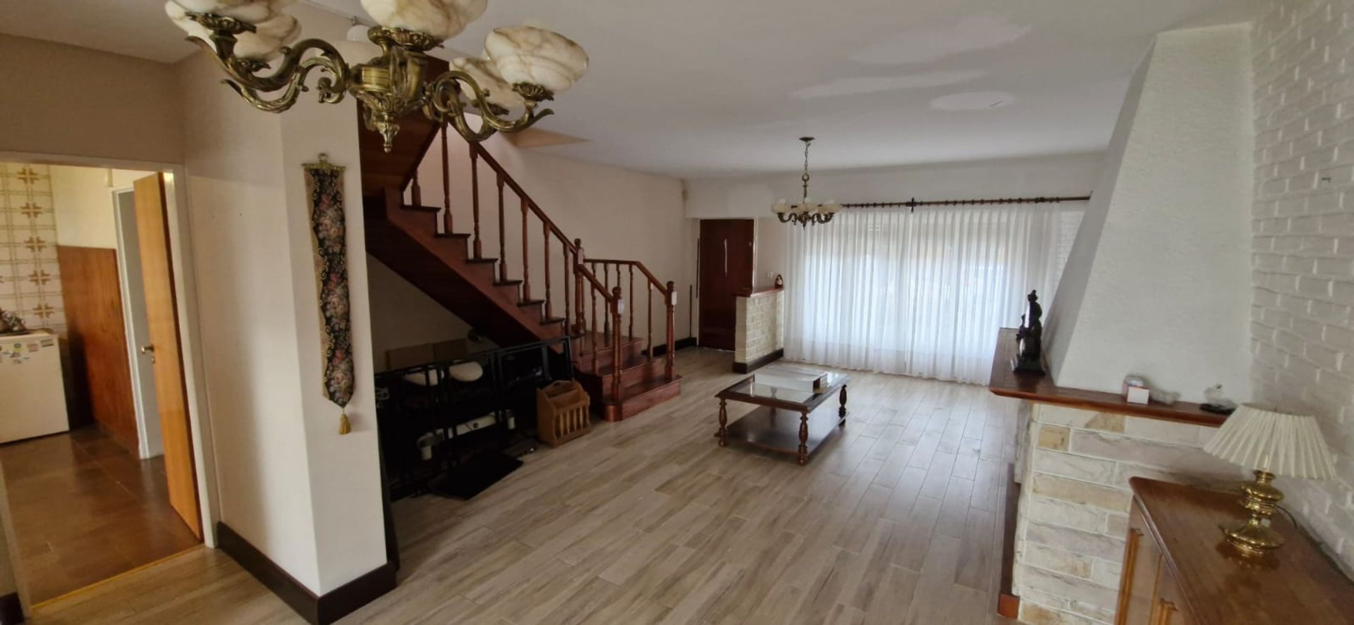 4-Room House for Sale, Olivos Street, Garden & Garage