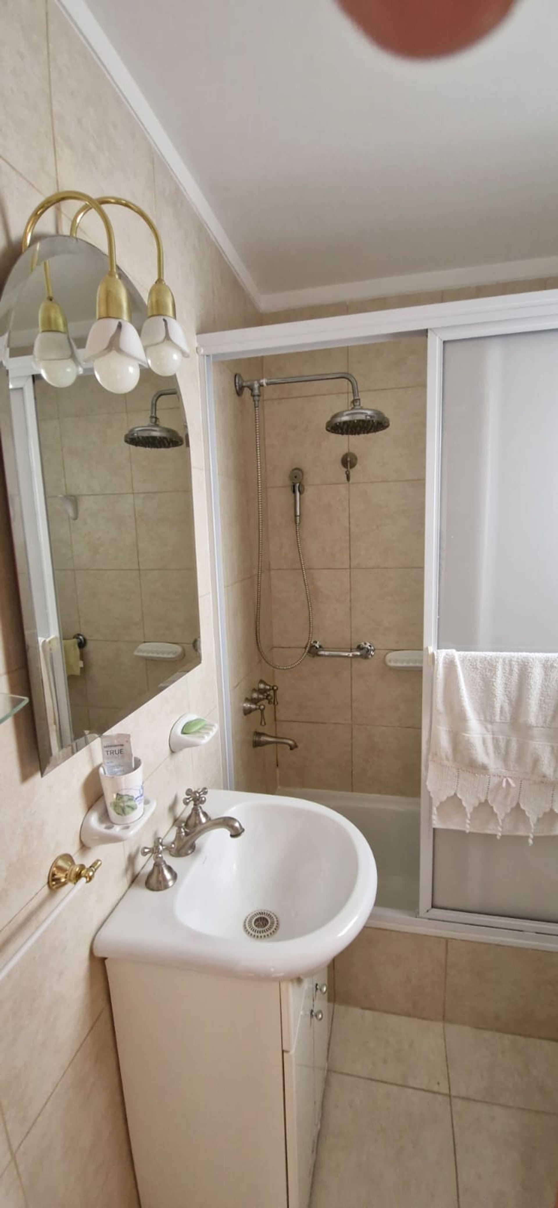Venta Casa 4 Ambientes Olivos C/Jardin Y Cochera