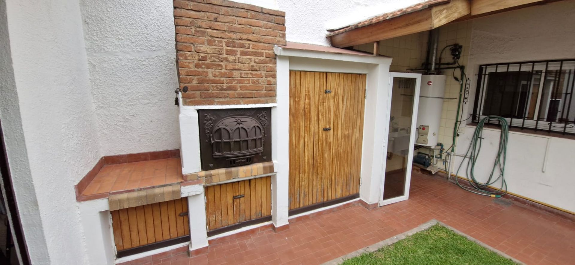 Venta Casa 4 Ambientes Olivos C/Jardin Y Cochera