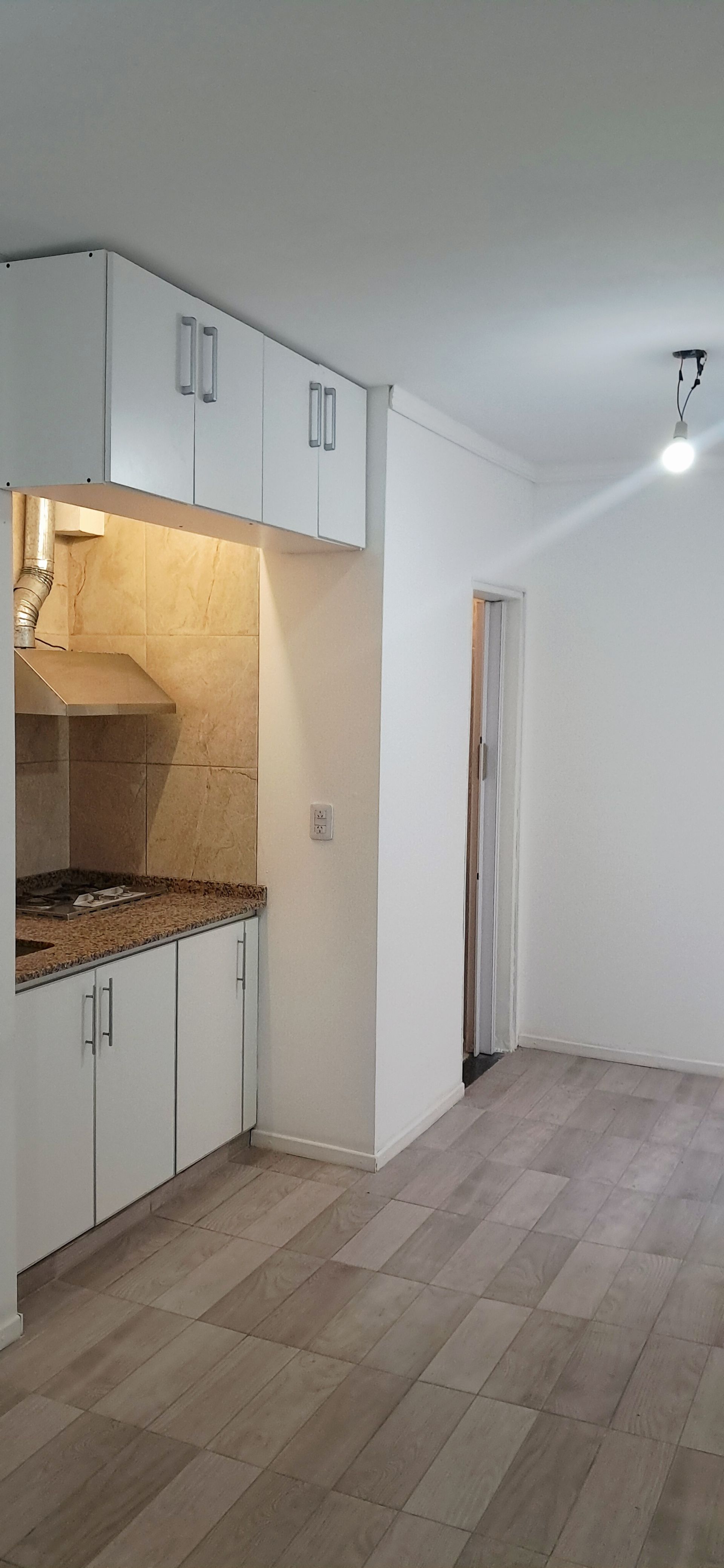 Alquiler Monoambiente Con Patio En Olivos