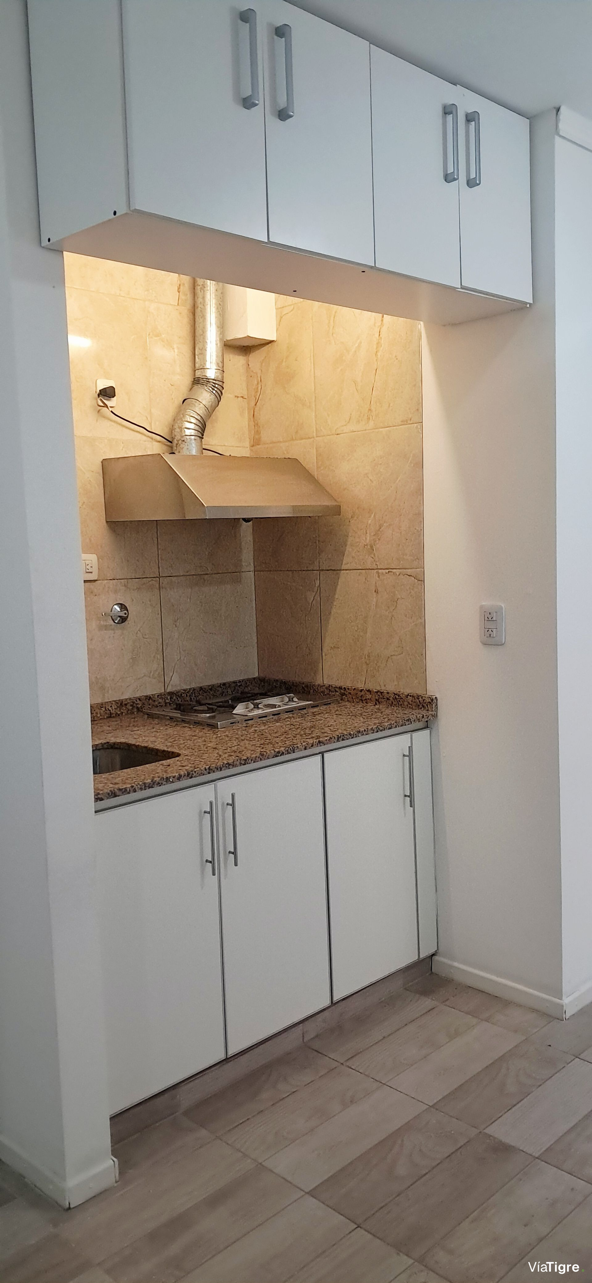 Alquiler Monoambiente Con Patio En Olivos