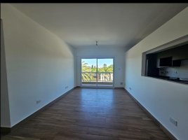 3-Room Apartment for Sale, Florida, Balcony, Pool, Garage