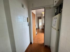 Apartment 2 Rooms / Spacious Balcony / Laundry / Mb Location