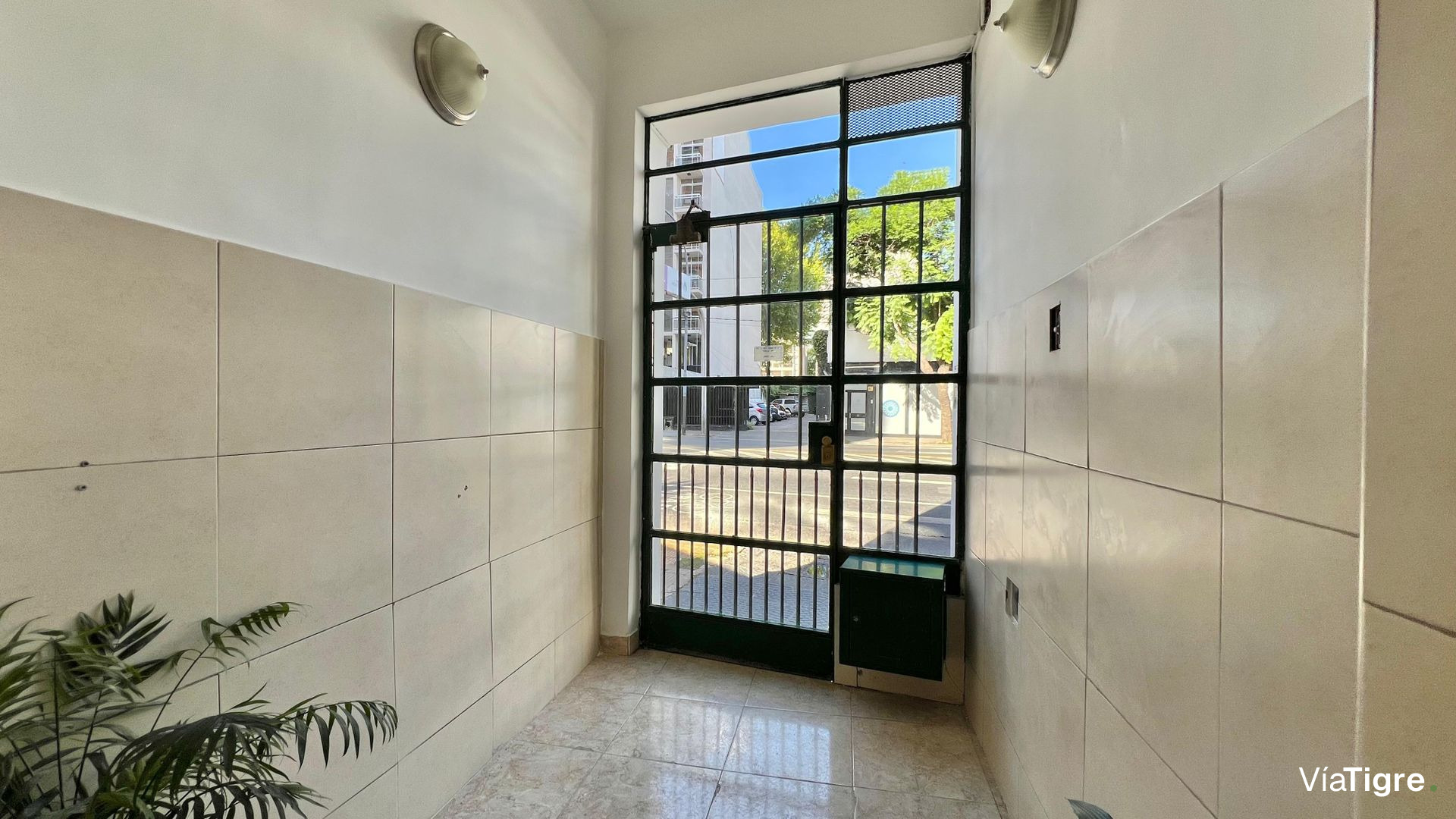 Venta Depto 3 Amb Planta Baja Patio Vicente Lopez