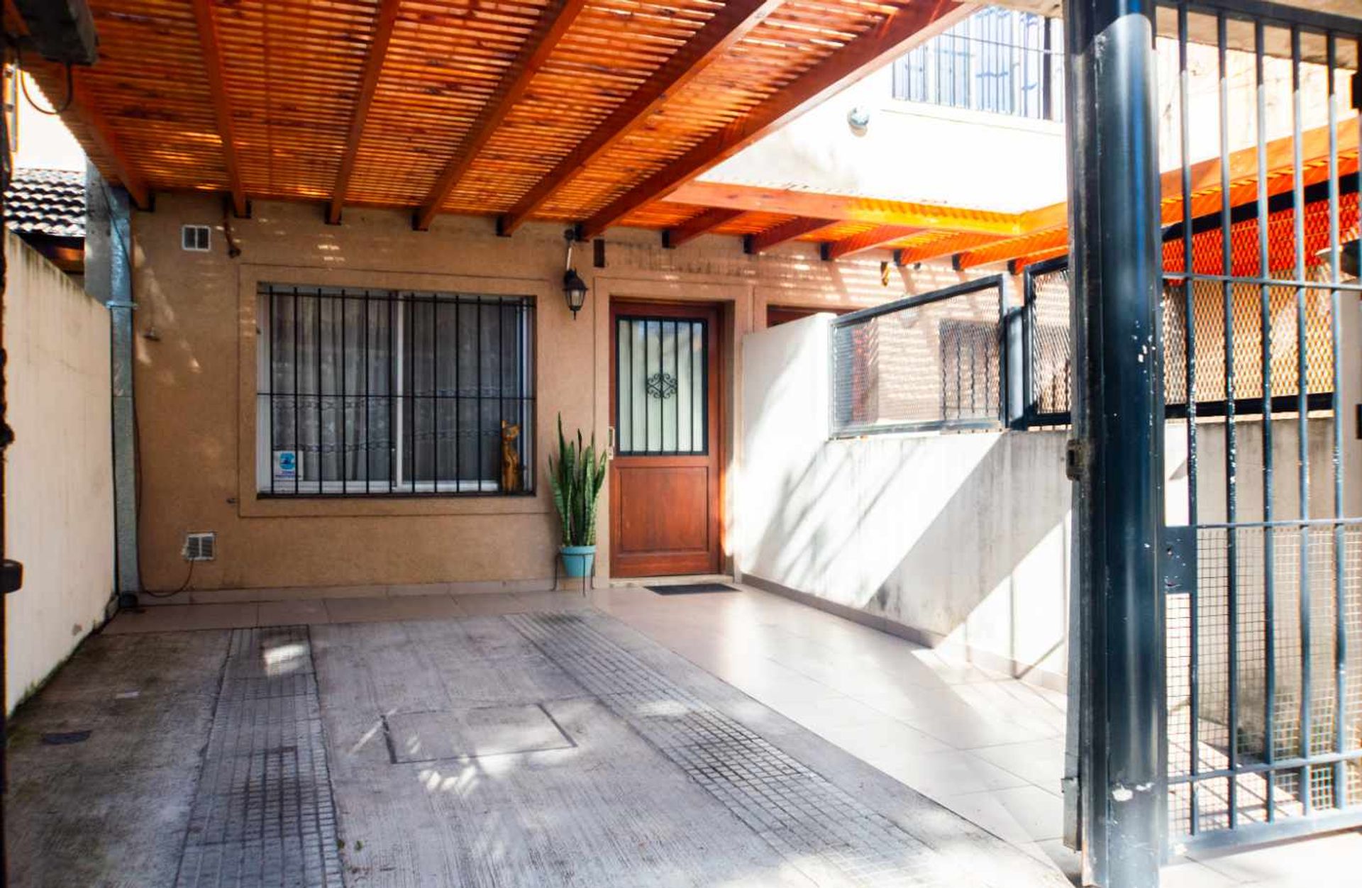 Duplex en San Fernando, excelente estado a/credito
