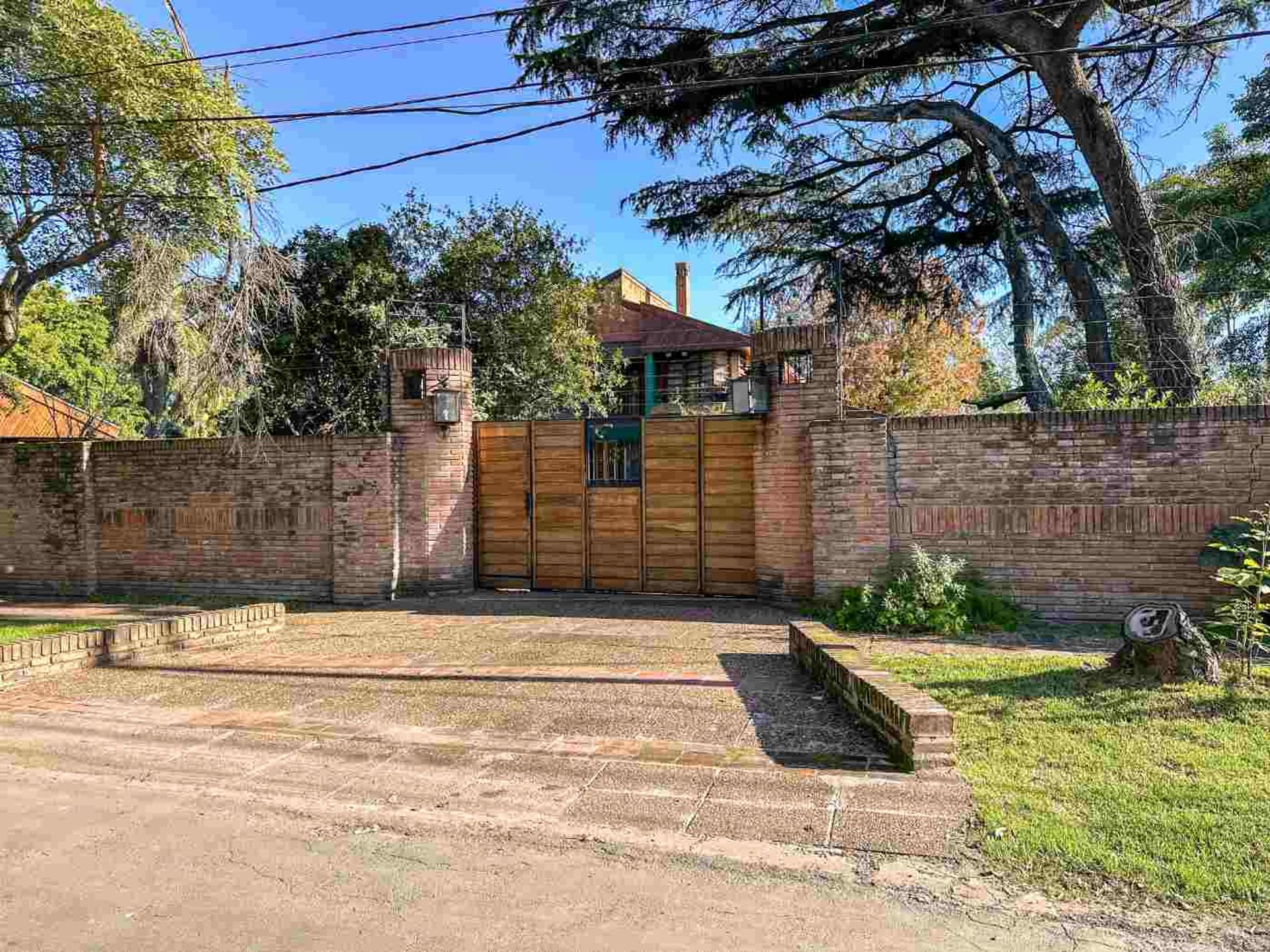Casa Don Torcuato 8 Amb Lote De 2245 Mt2