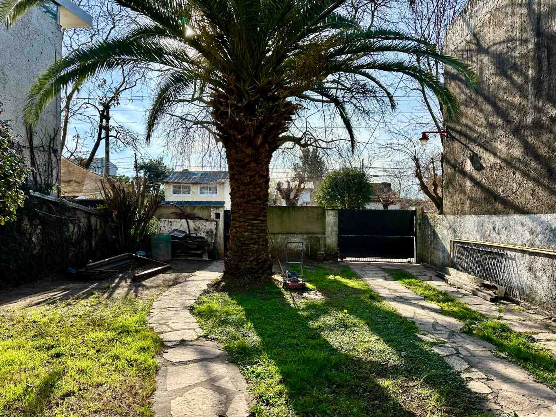 Casa en Venta 5 Amb Don Torcuato Pileta y Jardin