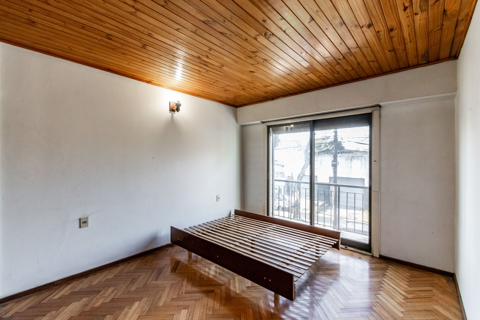 Venta Casa 6 Amb Jardin Pileta Cochera - Boulogne
