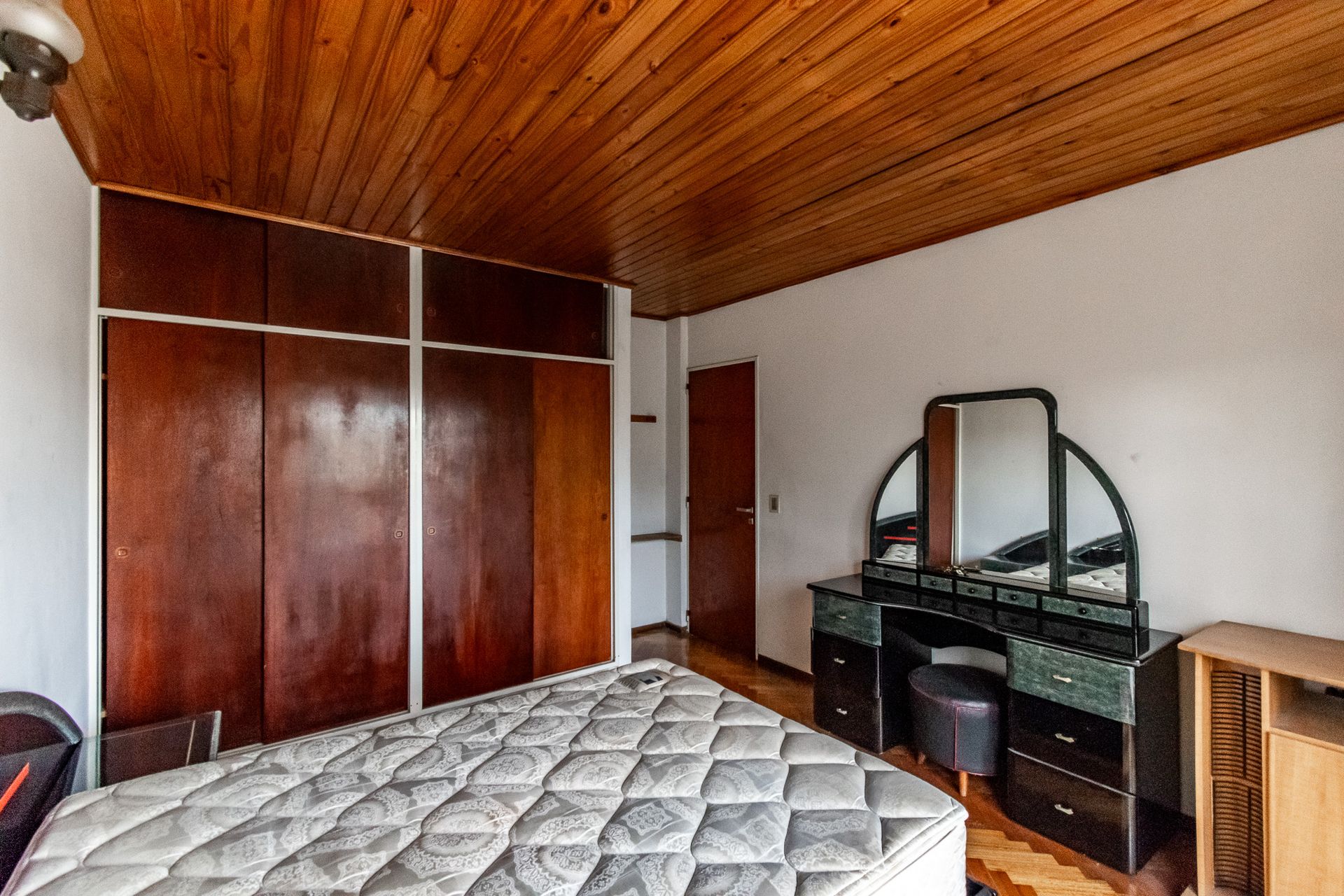 Venta Casa 6 Amb Jardin Pileta Cochera - Boulogne