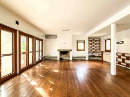 5-room House Rental B.C. La Colina