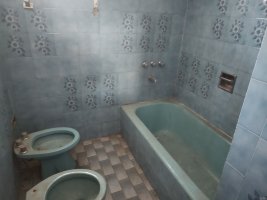 Casa 5 amb en Martínez a reciclar