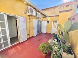 PH for sale Martinez 3 rooms patio and grill