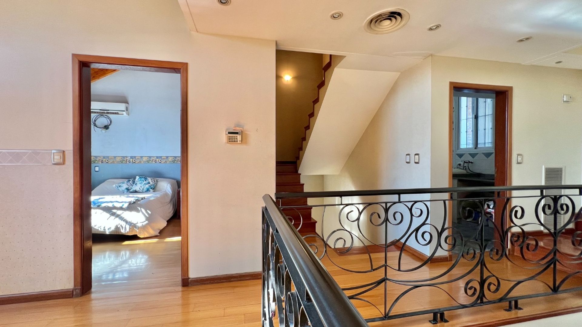 Venta Casa 5 Amb - Jardin Cochera Casco De Pacheco