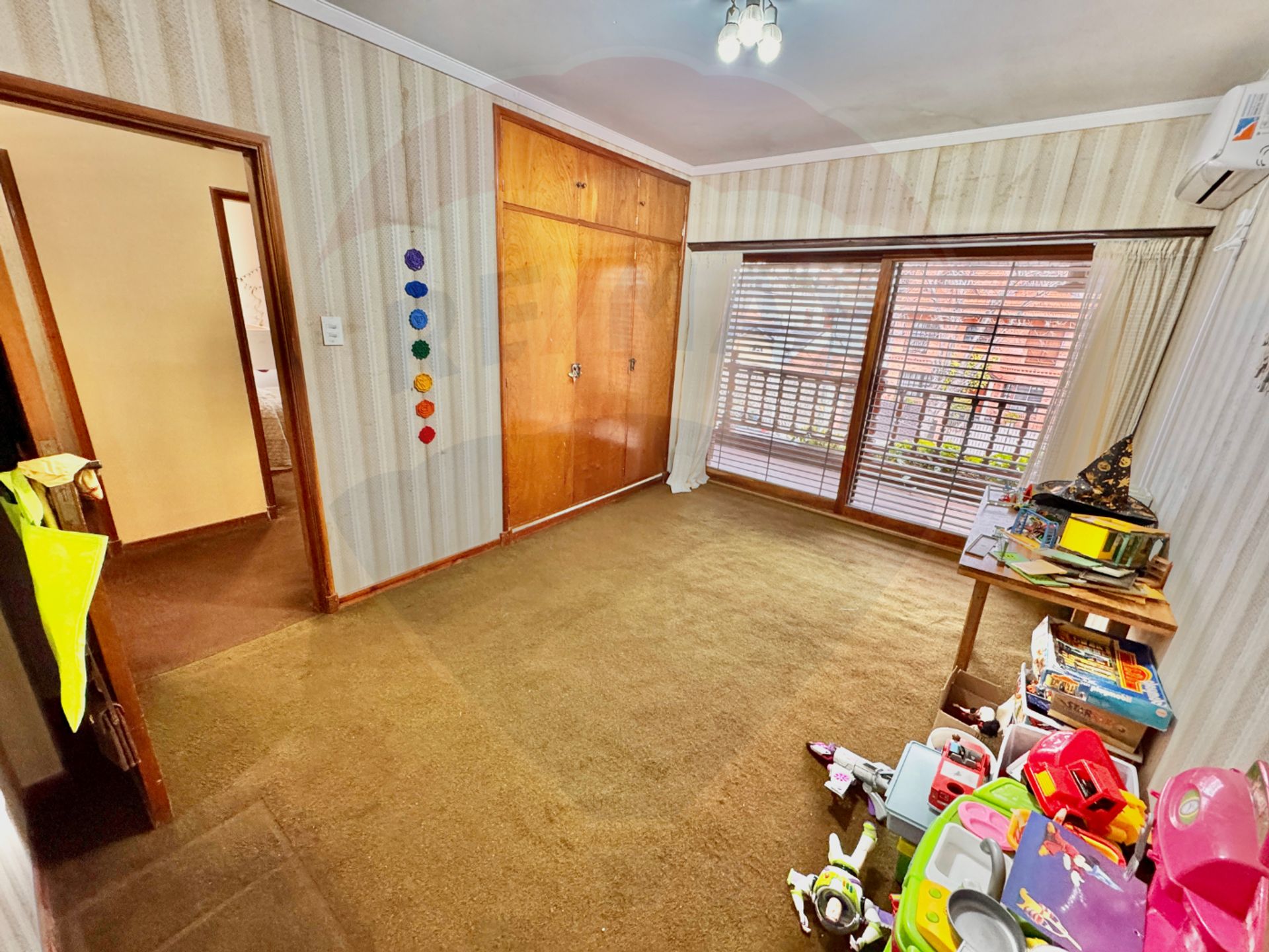 chalet 4 ambientes jardin, pileta y quincho
