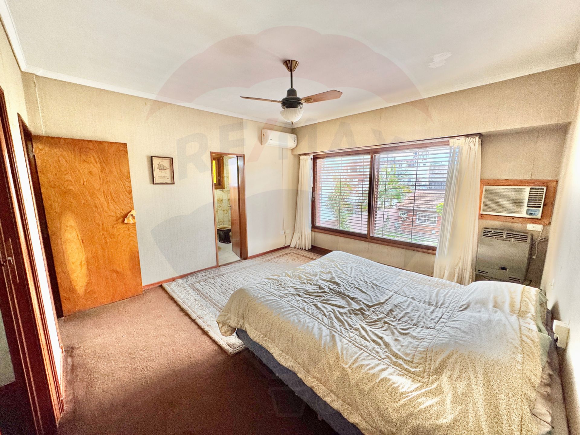 chalet 4 ambientes jardin, pileta y quincho