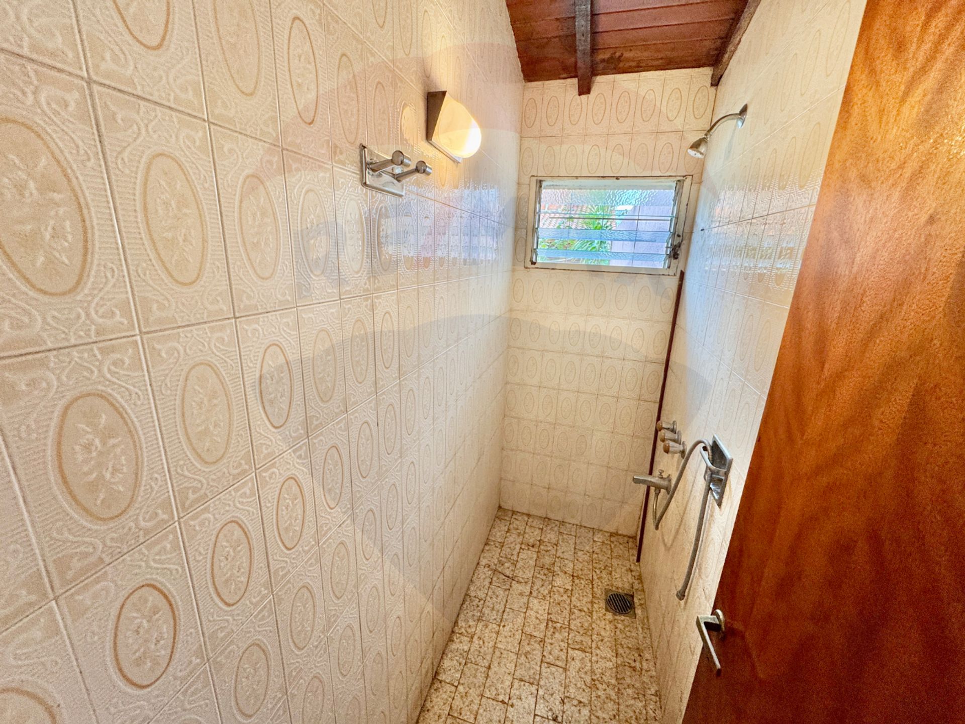 chalet 4 ambientes jardin, pileta y quincho